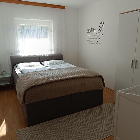 Ella Ferienwohnung Arnoldstein Esterno foto