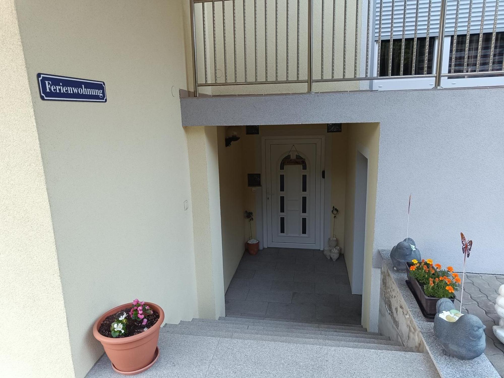 Ella Ferienwohnung Arnoldstein Esterno foto